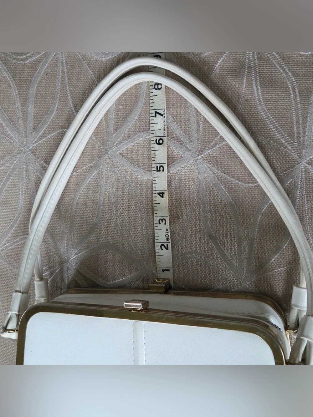 Vintage White Double Kisslock Shoulder Bag Purse. Mid-Century “camera” bag.